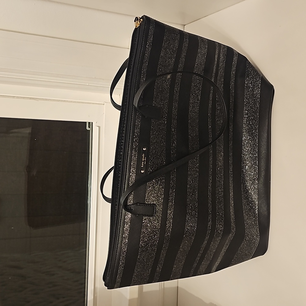 NWT Large Kate Spade Glitter Purse